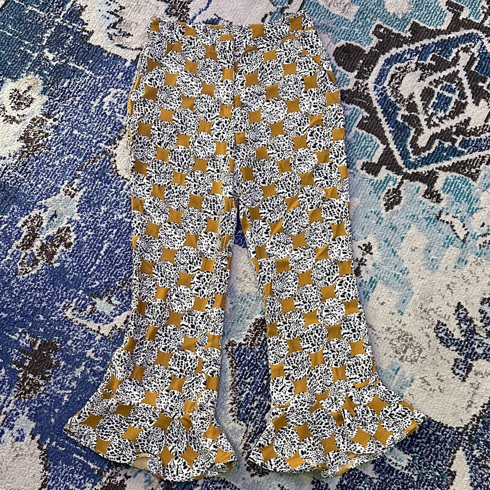 Topshop Top Shop Ruffle Hem Pants Sz 2 NWOT